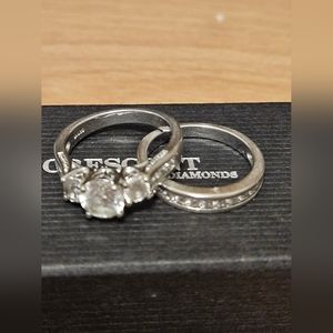 Beautiful Sterling Silver CZ Ring Set Size 7